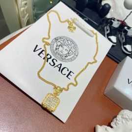 Picture of Versace Necklace _SKUVersacenecklace12cly3117104